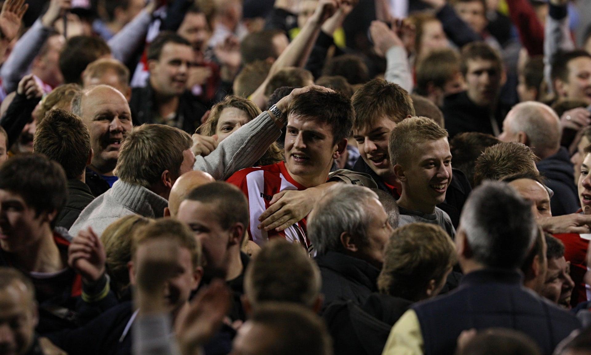 支球队之间 支球队之间